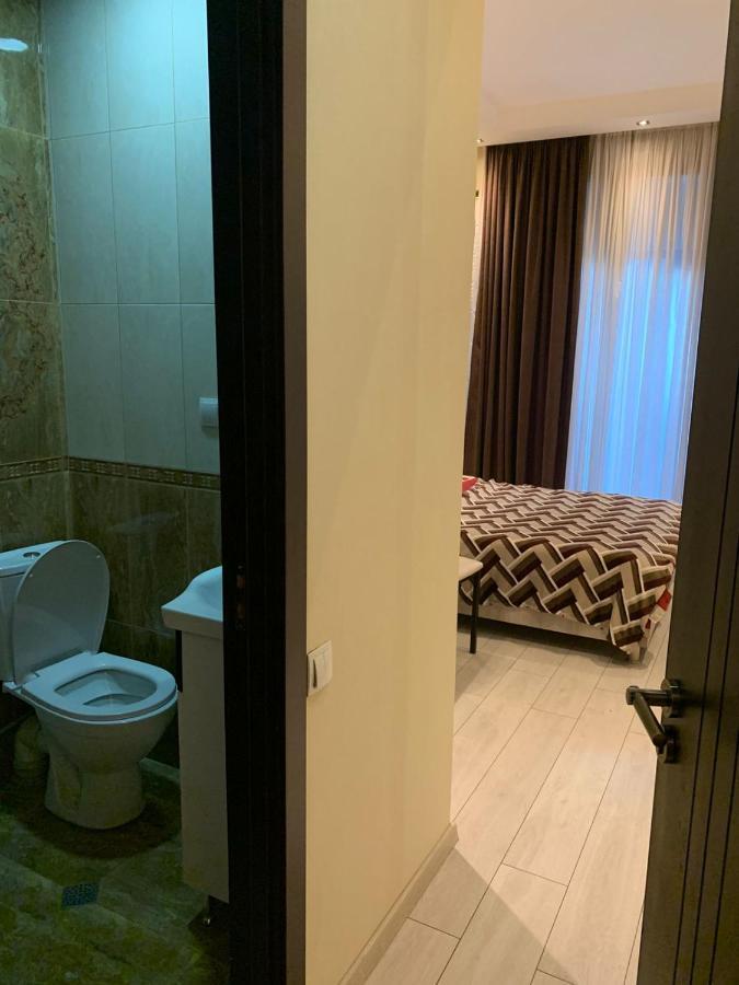 Apartment Three Bedroom In Saburtalo Tbilisi Exterior foto